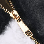Crossbody Bag in Kuhfell-Optik, Schwarz-Weiß, 26x17x13 cm