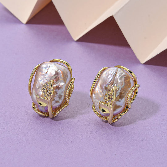 Lila Keshi Perle und weiße Zirkonia Ohrringe, Messing