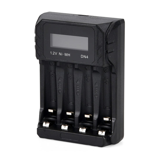 Kompakt-Ladegerät für AA/AAA NiMH - 4 Schächte, LCD, USB