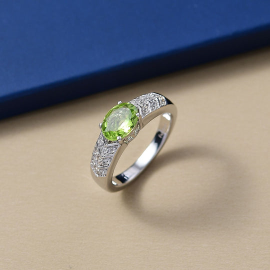 EVER TRUE Natürlicher Peridot, Weißer Zirkon Ring Nickelfreies Messing, Goldfarben (Größe 18.00) ca. 1.38 ct