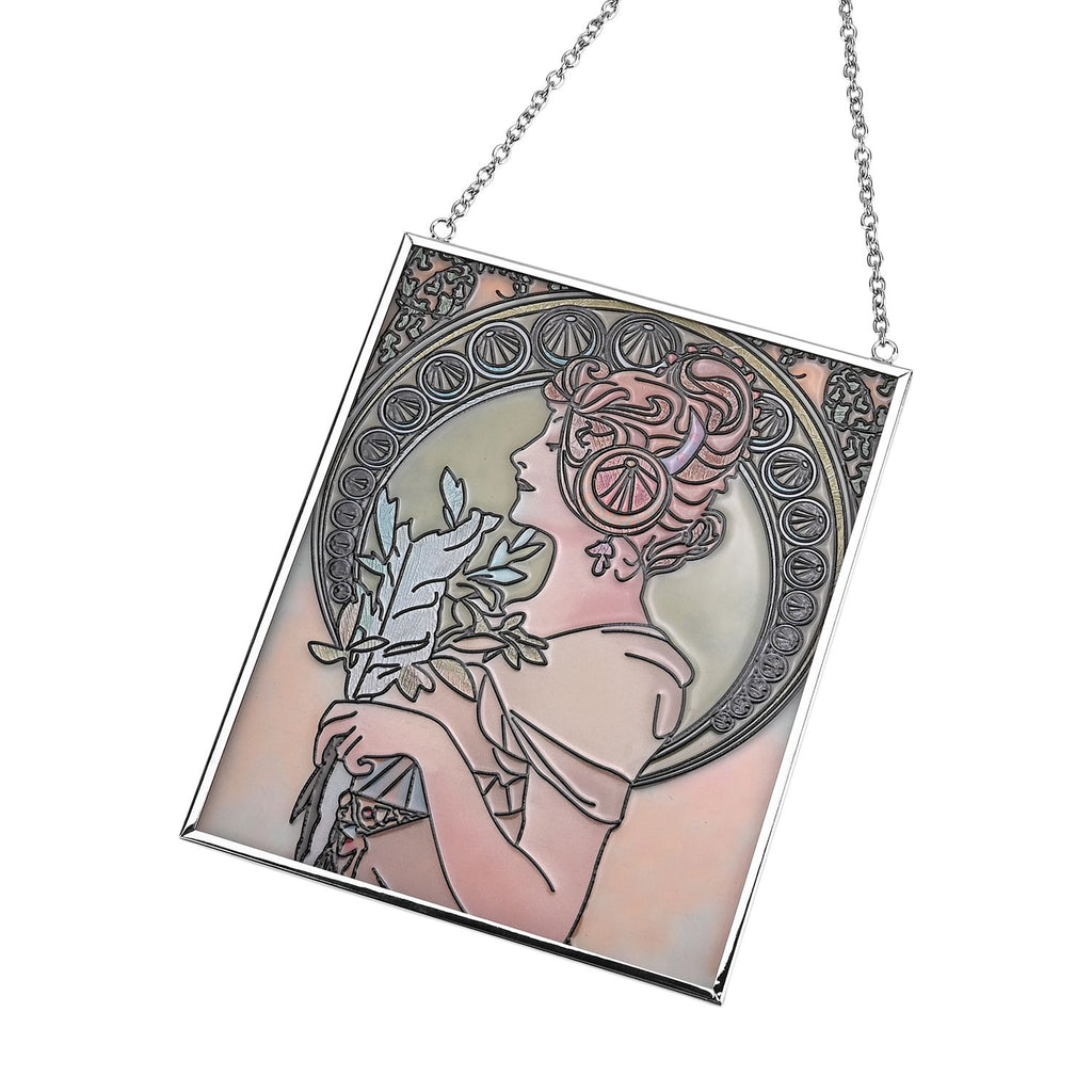 Handbemalter Sonnenfänger aus Glas mit Kette und silberfarbenem Rahmen, Mucha-Motiv, 12x15 cm Frau mit Feder