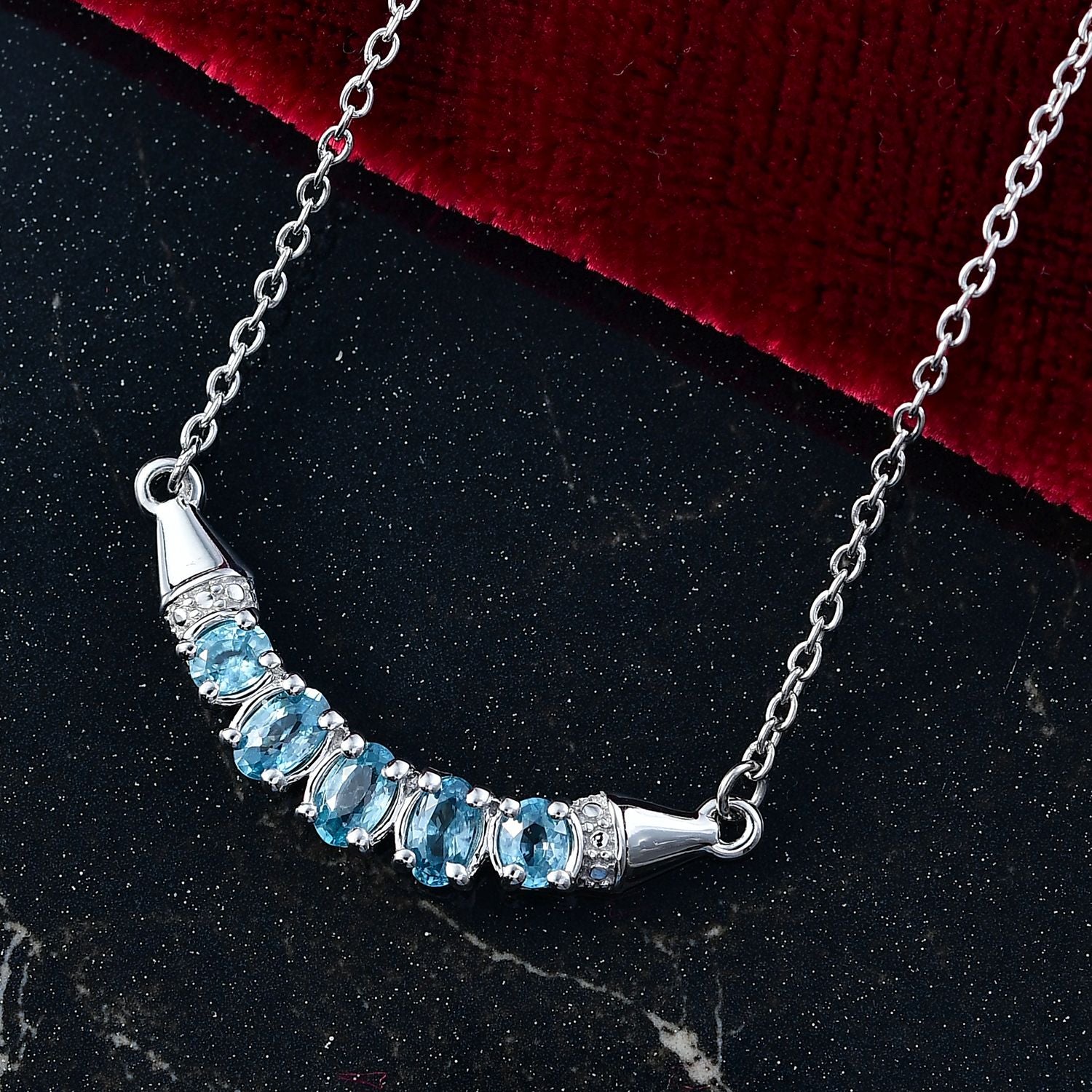 D'Joy AA Blauer Zirkon Halskette ca. 45 cm 925 Silber rhodiniert ca. 1.69 ct