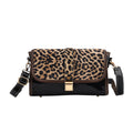 Chaos by Elsie- Echtleder Crossbody Tasche mit RFID-Schutz, Leopardenmotiv Klappe, 2 Außenfächer mit Reißverschluss, 28x10x18cm, Schwarz