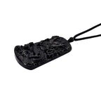 Schwarze Jadeit Anhänger mit verstellbarem Baumwollband, ca. 125.00 ct