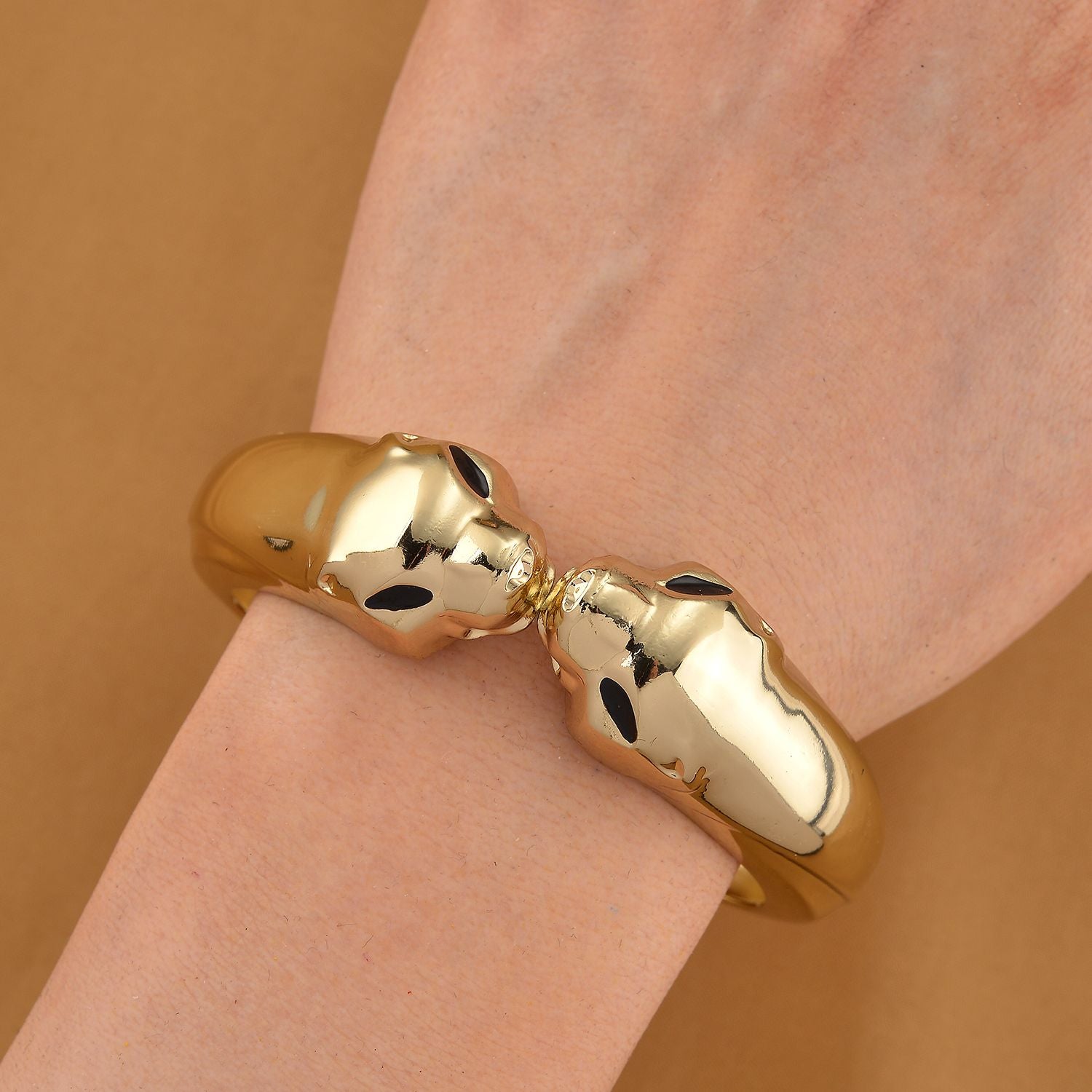 Goldfarben
