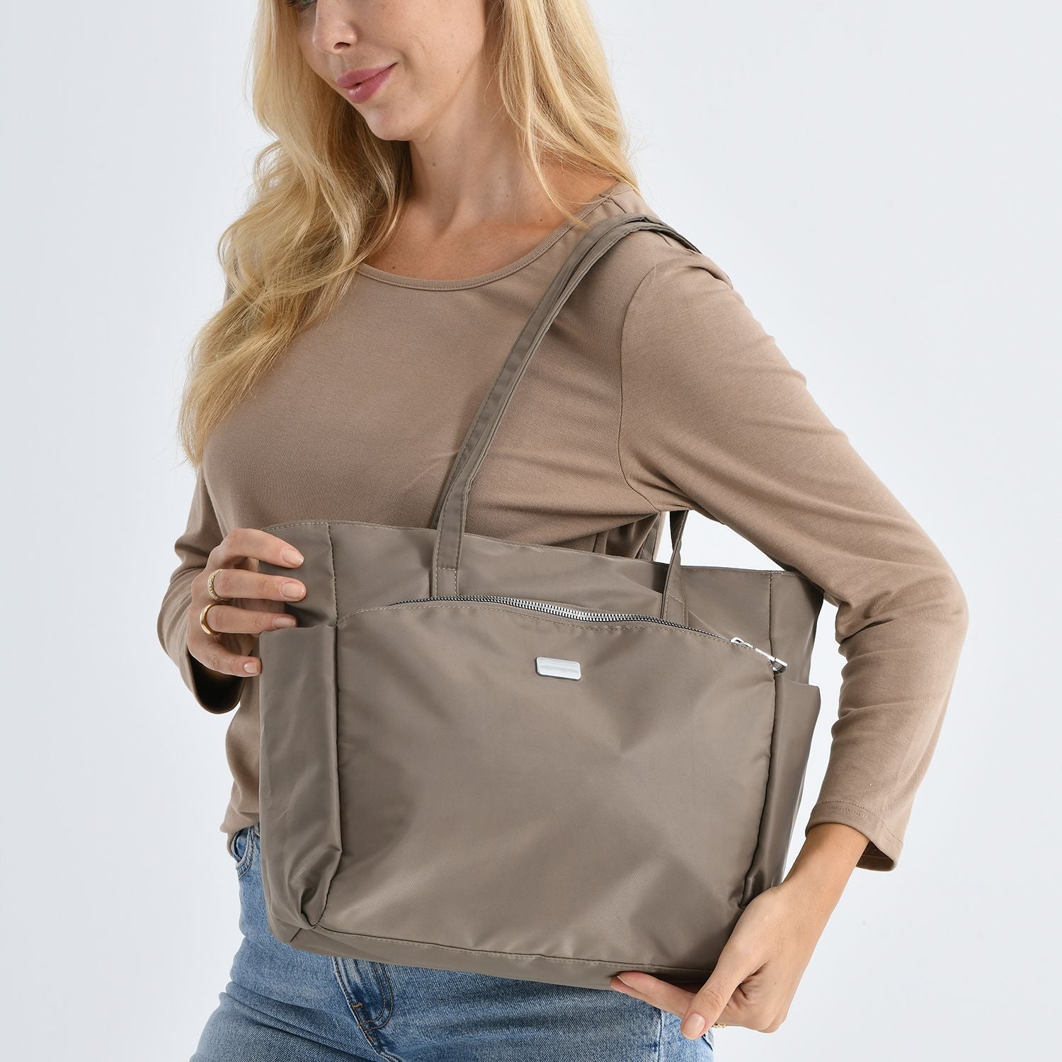 Elegante Signature Handtasche, edles Nylon Design mit 3 Reißverschluss Taschen und 2 offenen Außentaschen, ca. 30 x 30 x 10 cm, Dunkel Khaki