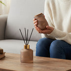 2er Set - Duftkerze 5 x 7 cm und Öl-Diffusor 50 ml mit Stäbchen, Brombeere & Lorbeerblatt