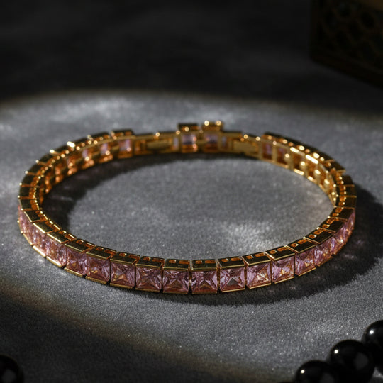 Weißer Zirkonia Armband ca. 18 cm mit 2.5 cm extender, goldfarben