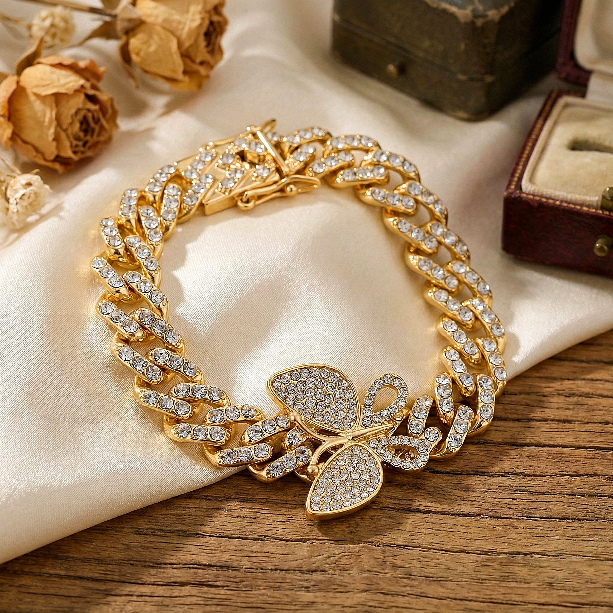DESIGNER INSPIRIERT Weißer Kristall Armband ca. 19 cm, goldfarben
