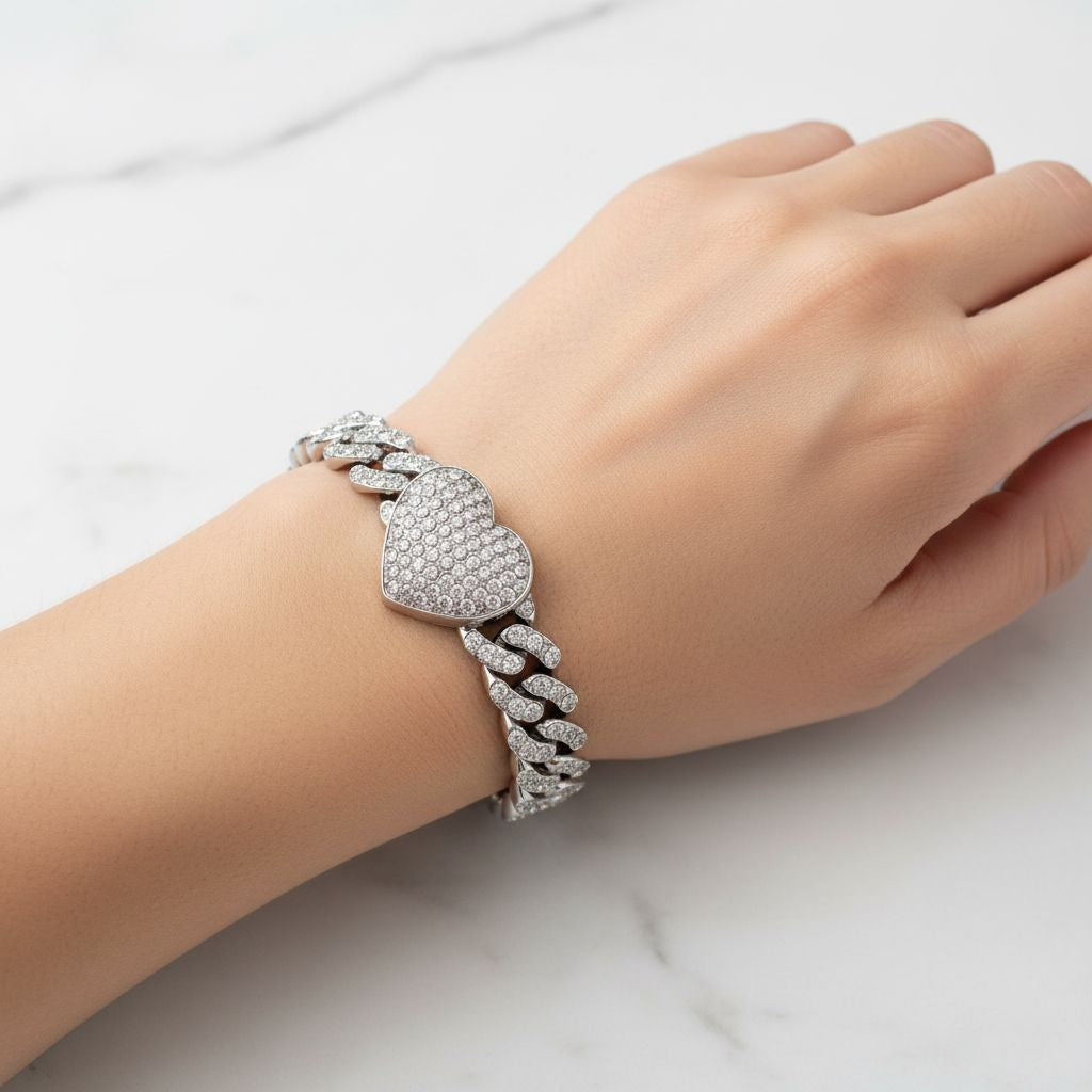 Weißer Kristall Armband, Herz-Motiv, ca. 19 cm