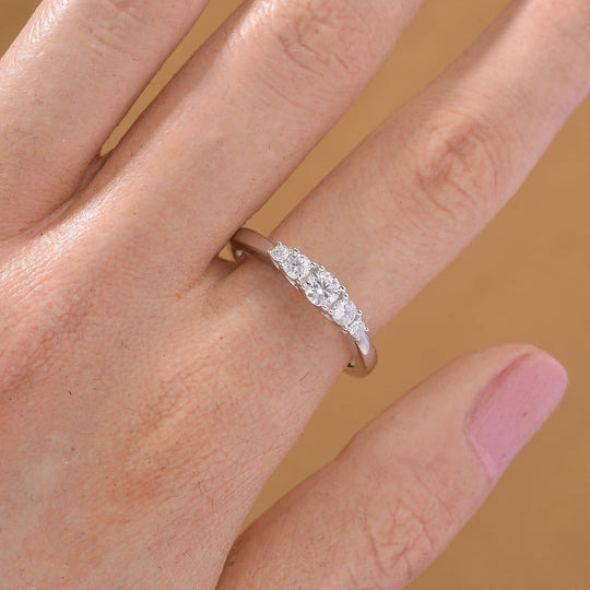 RADIANTA GRA zertifiziert Moissanit (D-VVS) Ring 925 Silber rhodiniert (Größe 17.00) ca. 0.49 ct