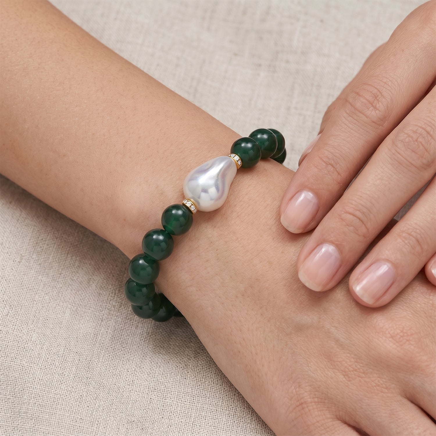 Verde Onyx, Weiße Muschelkernperle, Weißer Zirkonia Armband ca. Flexibles cm Standard gelb vergoldet