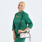 LA MAREY Signature - Seiden-Brokat-Crossbody-Bag, 24x6x14 cm, Grau Rosa