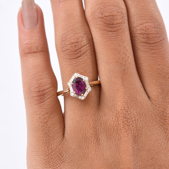LUXURIANT  (10-16 Werktage Lieferzeit)  1,66 ct. AAA Radiant Ember Granat und Labor Diamant Ring in 417 Gold