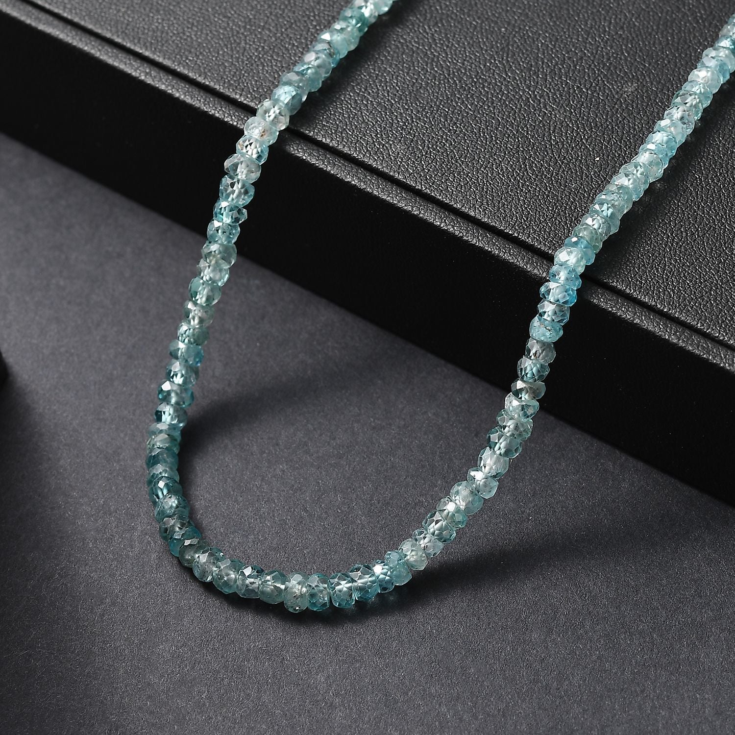 D'Joy - AA Blauer Zirkon Collier ca. 45 cm 925 Silber rhodiniert ca. 100.00 ct