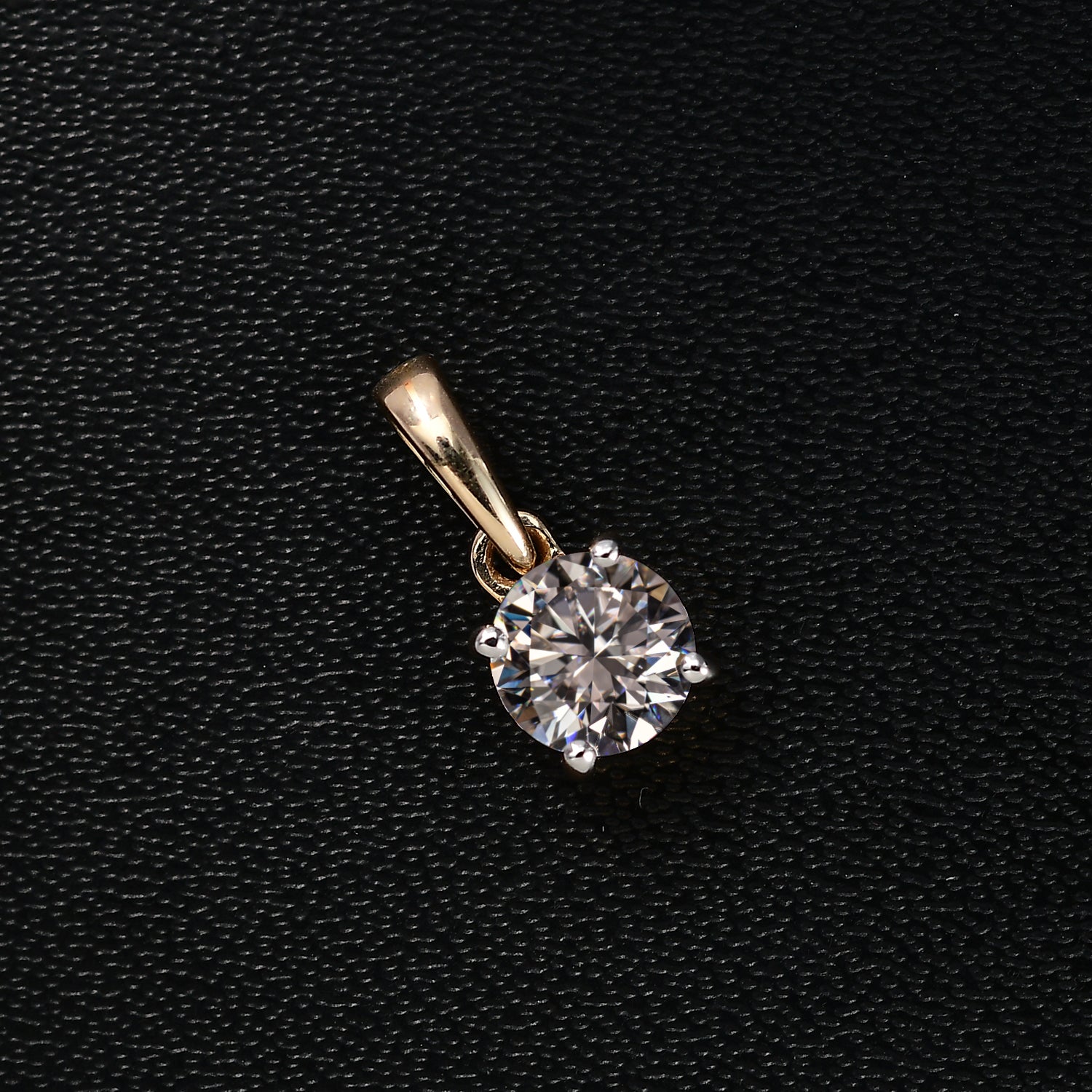 D'Joy Moissanit Anhänger 925 Silber vergoldet ca. 0.46 ct