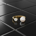 Weiße Süßwasser Perle, Weißer Zirkonia Ring Nickelfreies Messing, Goldfarben, Flexibles (Größe 16.00-18.00)