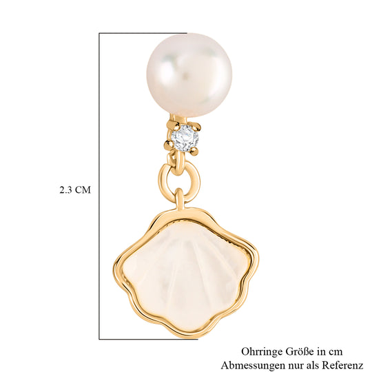 Weiße Muschelkernperle, weiße Süßwasserperle und Zirkonia Ohrringe, Messing in Goldton