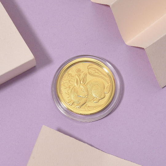 999er Goldmünzefolie mit Hundemotiv und Regenbogen-Designlinie, ca. 30 mm, ca. 100 mg