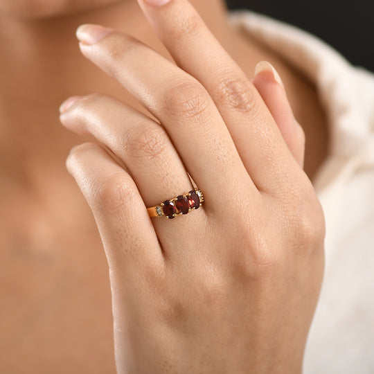 EVER TRUE Mosambik Granat, Weißer Diamant Ring Nickelfreies Messing (Größe 17.00) ca. 1,80 ct