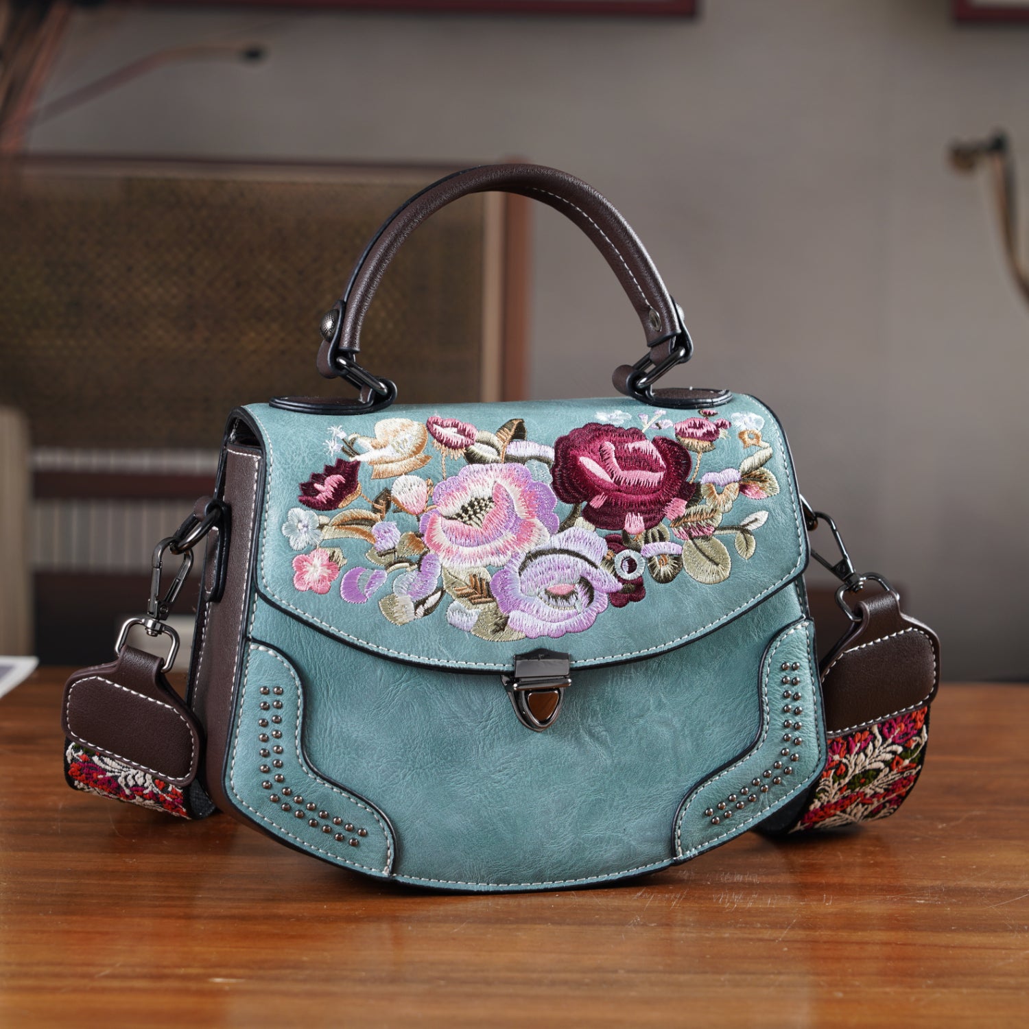 Kompakte Kunstprint Crossbody-Tasche mit floralem Design, 23 x 9 x 17 cm, Petrol