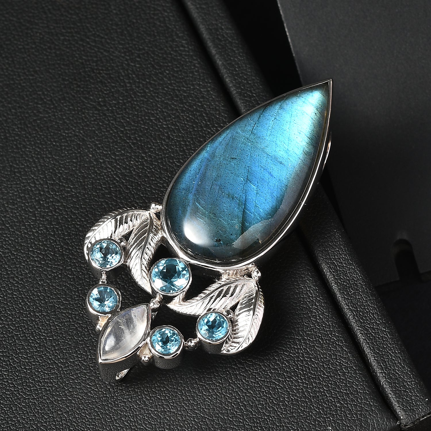 Sajen Silber - AAA Labradorit, Regenbogen Mondstein, Schweizer Blautopas Anhänger 925 Silber rhodiniert ca. 28.11 ct