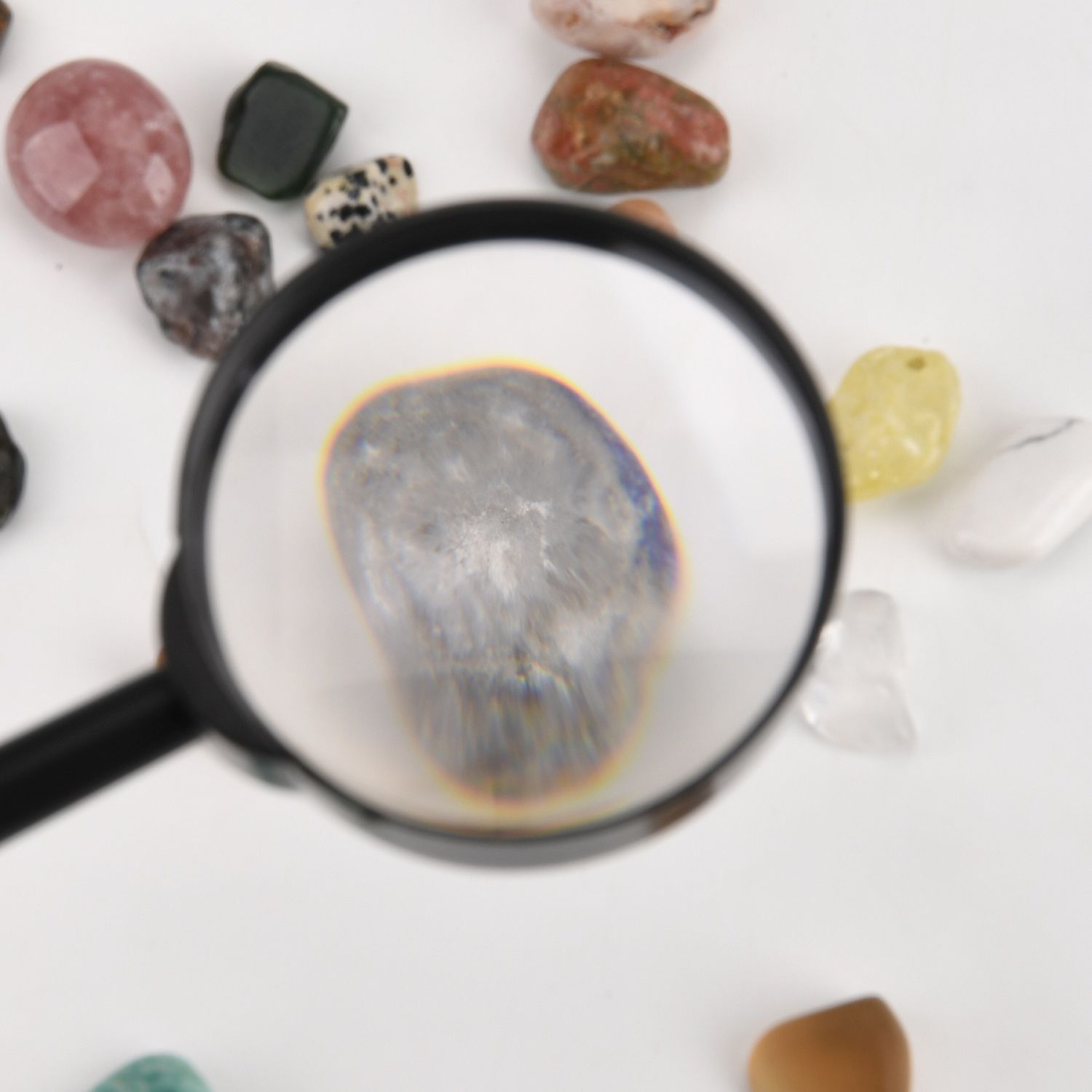 LIVMORE Mineralien Sammlung Set 45 teilig mit Bergkristall und Lupe, Mehrfarbig