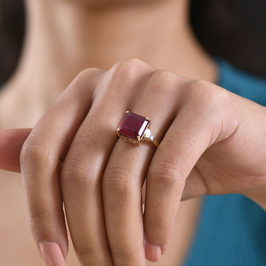LUXURIANT  (10-16 Werktage Lieferzeit)  9,50 ct. AAA Niassa Rubin und Labor Diamant Ring in 417 Gold