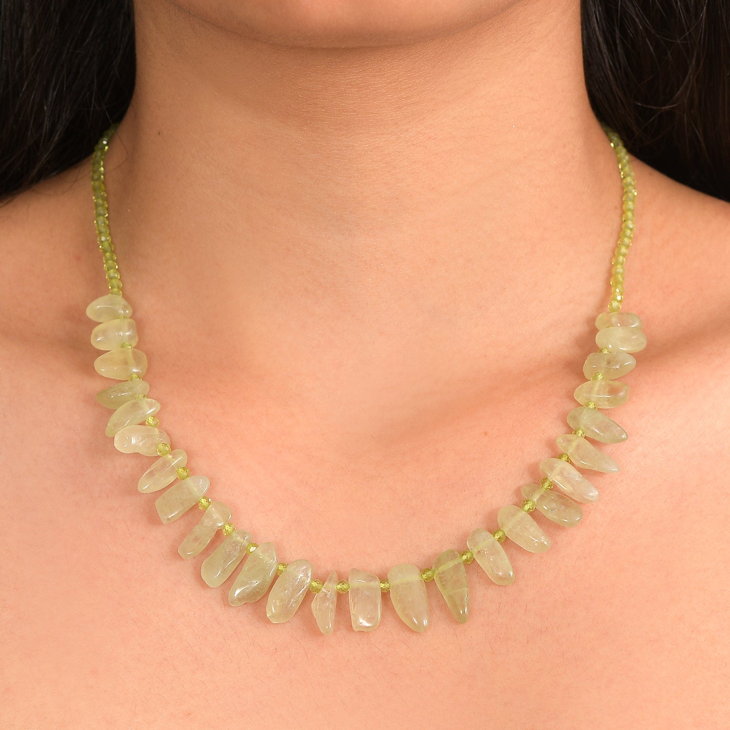 D'Joy Natürlicher grüner Kunzit, Peridot Halskette ca. 45 cm + 5 cm Extender, 925 Silber rhodiniert ca. 110,00 ct.