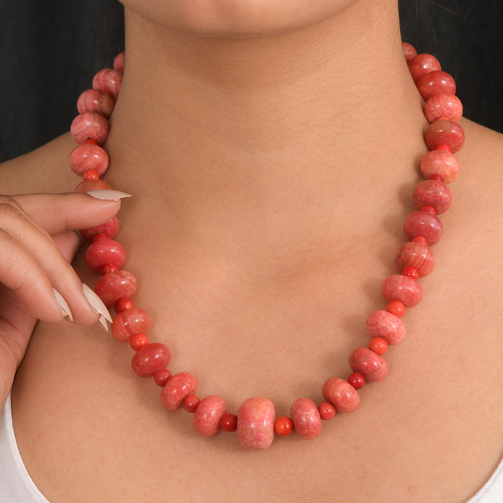 EVER TRUE Koralle Halskette ca. 45 cm Nickelfreies Messing platiniert ca. 500,00 ct.