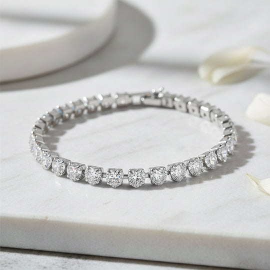 Designer inspiriert - Weißer Zirkonia Herz-Armband ca. 19 cm Nickelfreies Messing