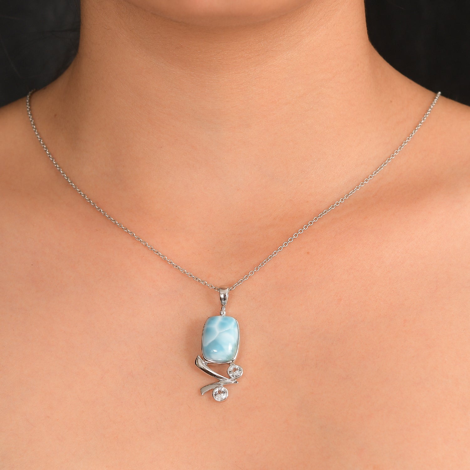 Sajen Silber-Larimar, Weißer Topas Anhänger 925 Silber rhodiniert ca. 11.10 ct
