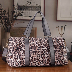 Weekender-Reisetasche mit Leo-Muster, Polyester, Tragegriffe und Reißverschlussfach, Beige