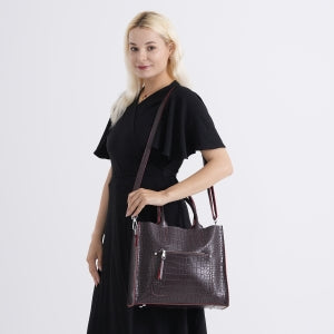 Henkeltasche aus Echtleder mit Krokoprägung, Schulterriemen und Reißverschlussfach, 33x12x28cm, Braun
