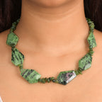 EVER TRUE Rubin Zoisite, Nephrit Halskette ca. 45 cm Nickelfreies Messing ca. 485.00 ct
