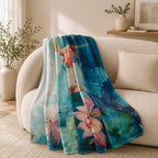 LIVMORE SPACES 240gsm Flanell-Kuscheldecke mit Digitaldruck, 150x200 cm, Fisch- und Lotusblütenmotiv