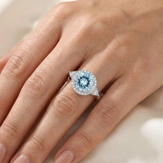 LUXURIANT  (10-16 Werktage Lieferzeit)  2,93 ct. AAA Aquamarin und Labor Diamant Ring in 417 Weißgold