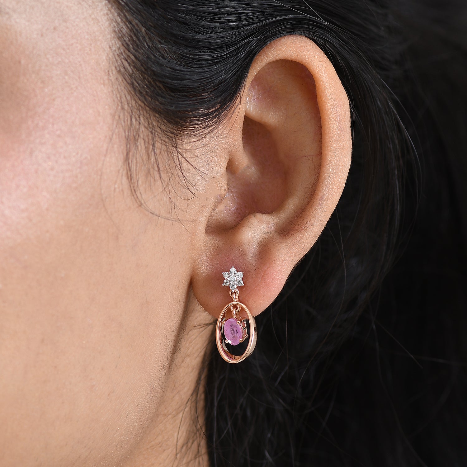 D'Joy Ilakaka Rosa Saphir (Fissure gefüllt), Weißer Zirkon Ohrringe 925 Silber 750 Rosévergoldet ca. 1.61 ct