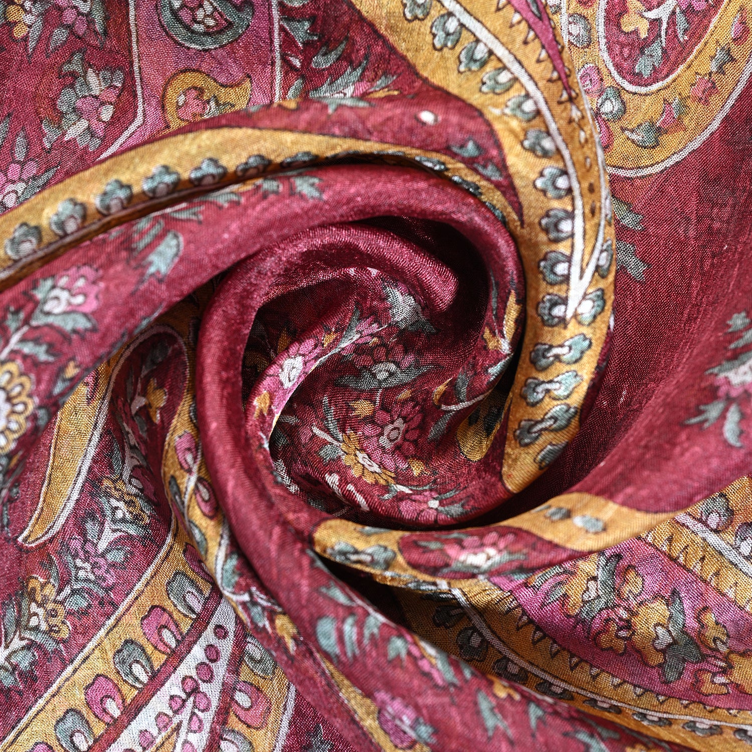 LA MAREY Seidenschal, 100 % Seide, Paisley Motiv 49 x 160 cm, Schwarz