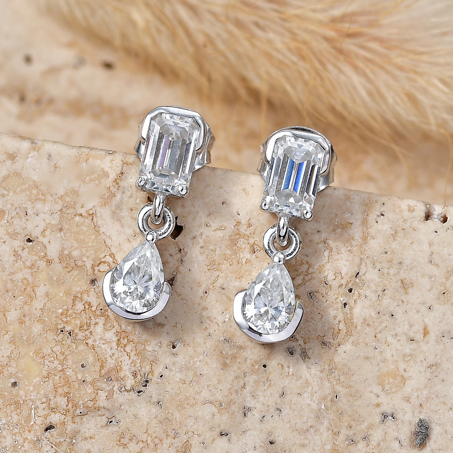 D'Joy Moissanit Ohrringe 925 Silber Platiniert ca. 1.92 ct