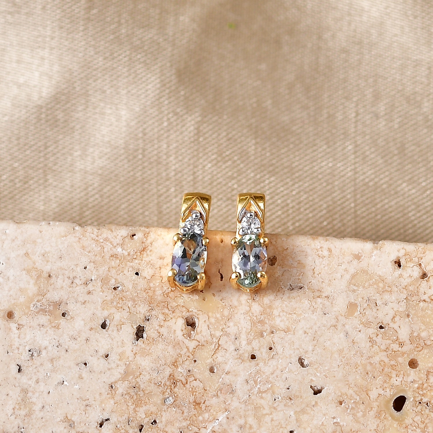 D'Joy Grüner Tansanit, Weißer Zirkon Ohrringe 925 Silber Gold ca. 0,53 ct.