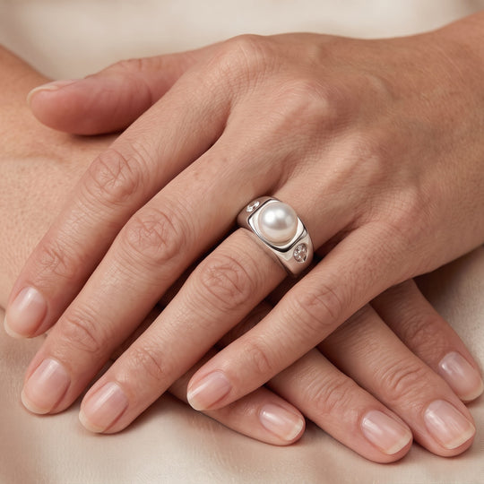 Weiße Muschelkernperle (10-10.5 mm), Weißer Zirkonia Ring Nickelfreies Messing Rhodiniert (Größe 18.00)