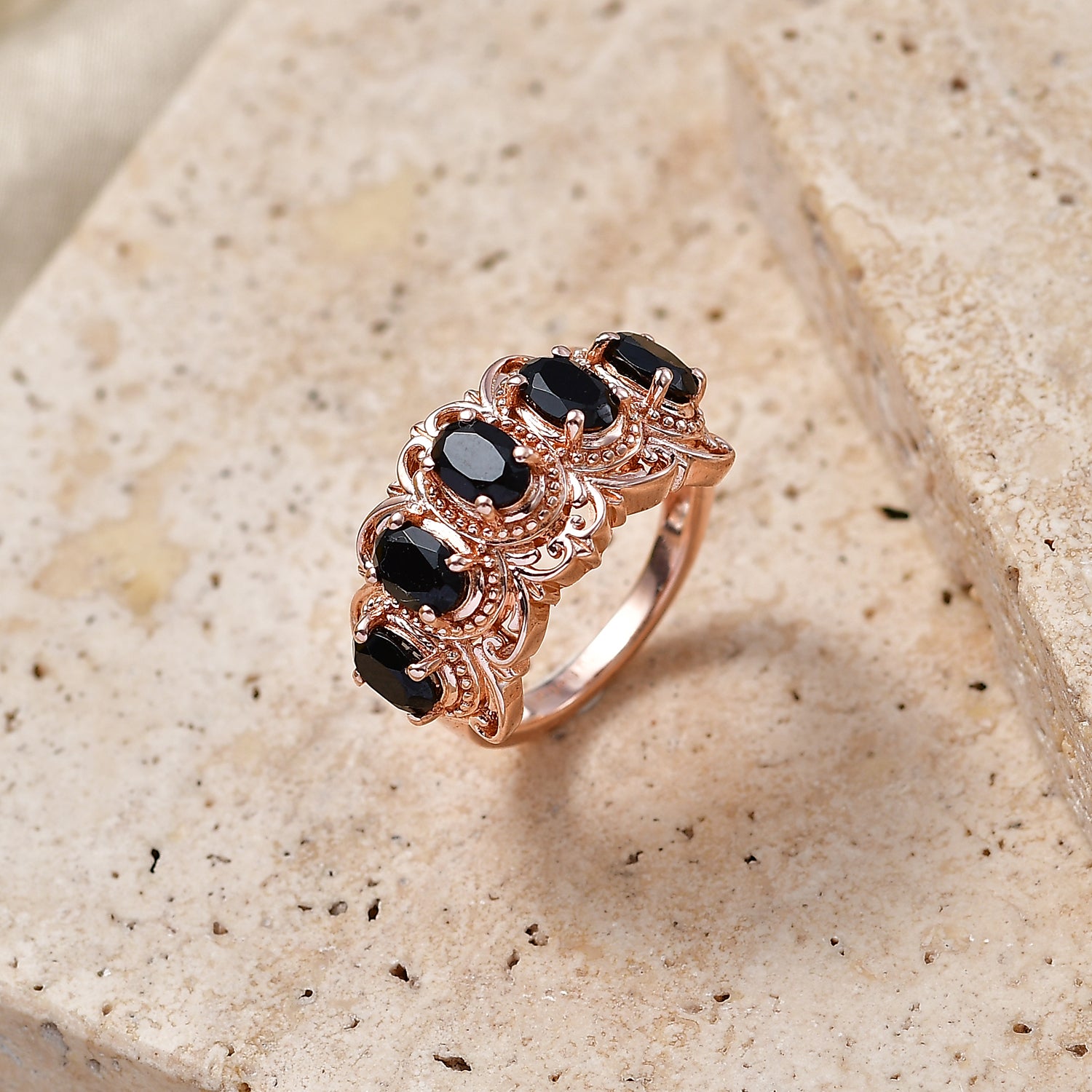 EVER TRUE Schwarzer Spinell, Mosambik Granat Ring 950 Kupfer (Größe 19.00) ca. 2,64 ct