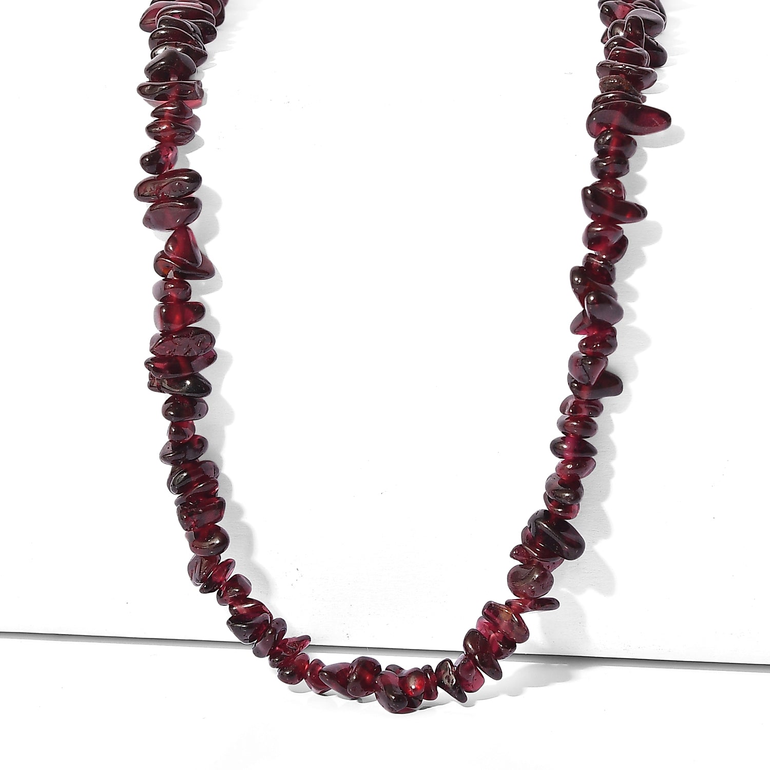 Roter Granat Halskette 70 cm ca. 180.00 ct