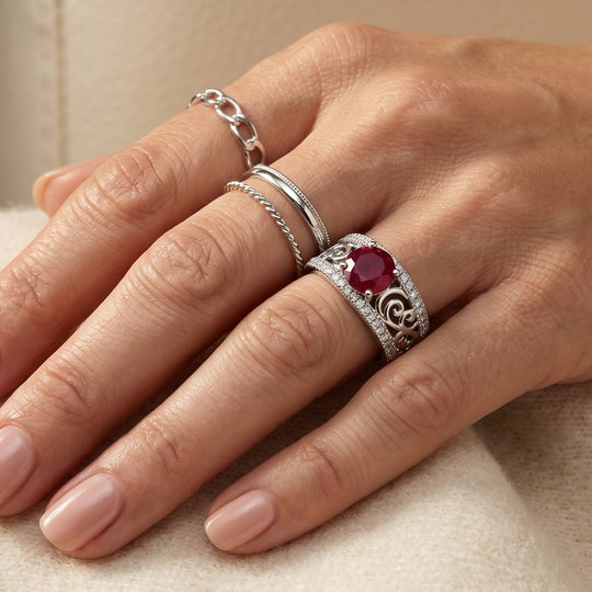D'Joy Afrikanischer Rubin (Fissure gefüllt), Weißer Zirkon Ring 925 Silber Rhodiniert (Größe 18.00) ca. 3,50 ct