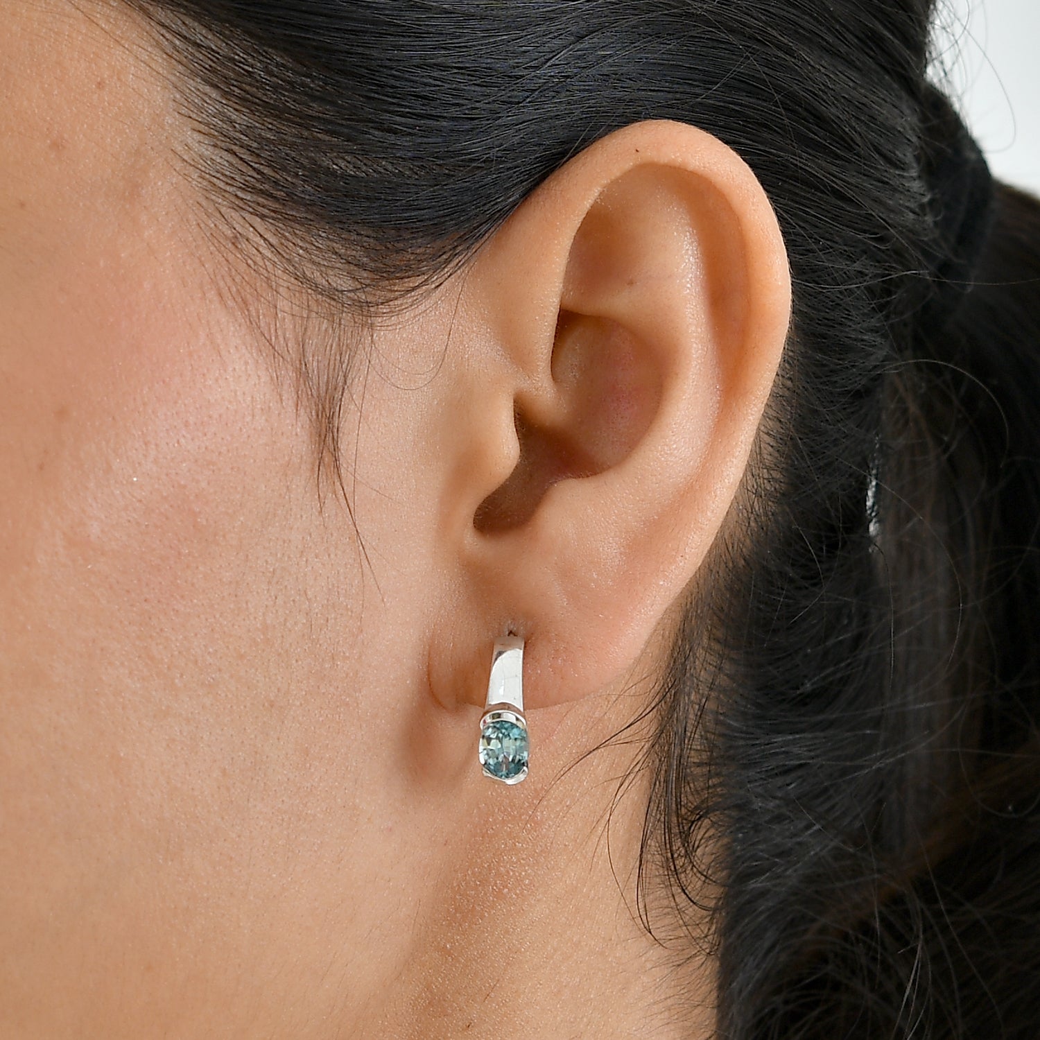 D'Joy AA Blauer Zirkon Ohrringe 925 Silber Rhodiniert ca. 2,38 ct.