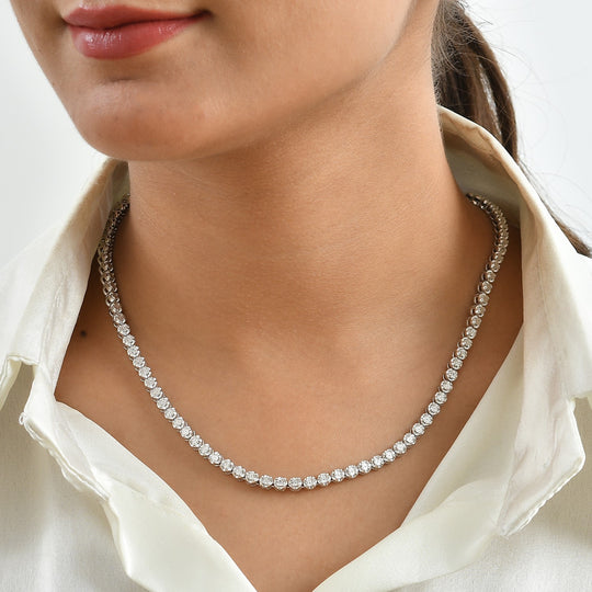 EverTrue Halskette mit weißen Diamantakzenten, 50cm, Messing mit Platin E-Beschichtung