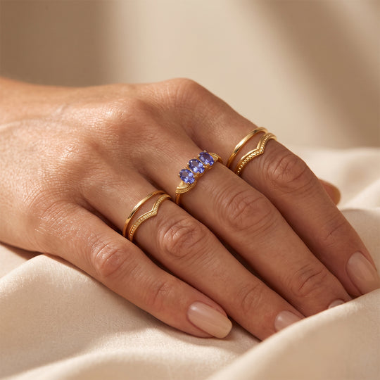EverTrue Tansanit Trilogie Ring, Messing mit Gelbgold E-Beschichtung - 0,60 ct.