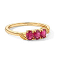 EverTrue afrikanischer Rubin Trilogie Ring, Messing mit Gelbgold E-Beschichtung - 0,60 ct.