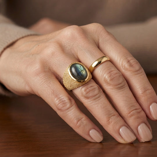 EverTrue AAA Labradorit Ring, Bronze in Gelbgold E-Beschichtung - 10,47 ct.